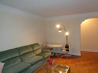 Sold by Thomas Lipovetsky, LREB