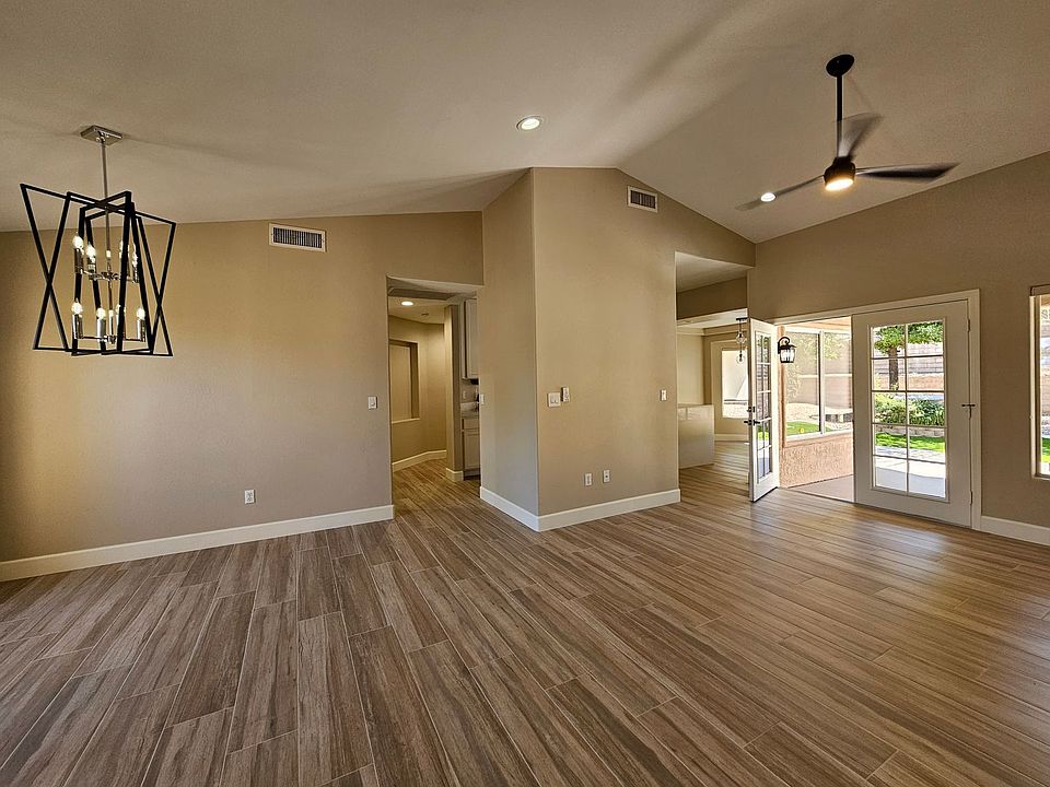 1st image of 3033 Isaac River Dr