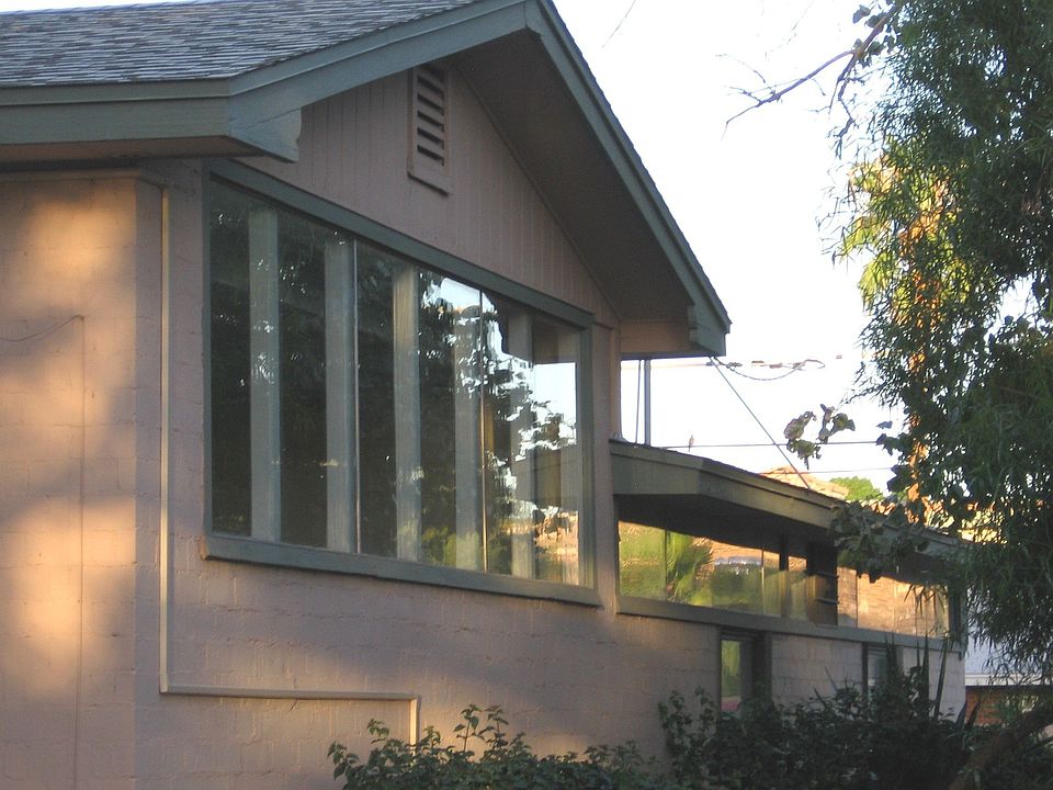 Lots of clerestory windows