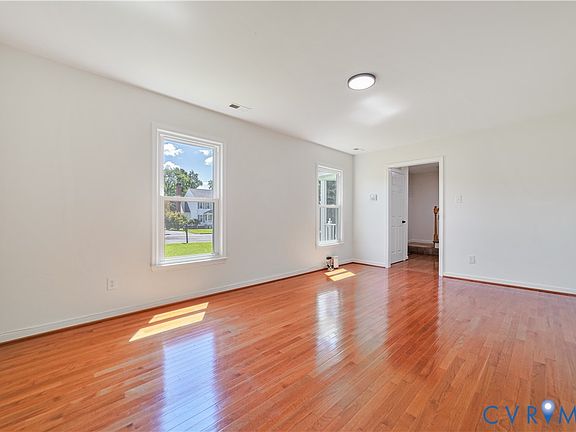 5th image of 11060 Forest Trace Way