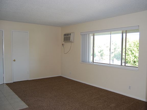 3rd image of 551 Claraday St APT 8