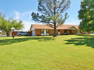 404 SW 5th St, Newcastle, OK 73065