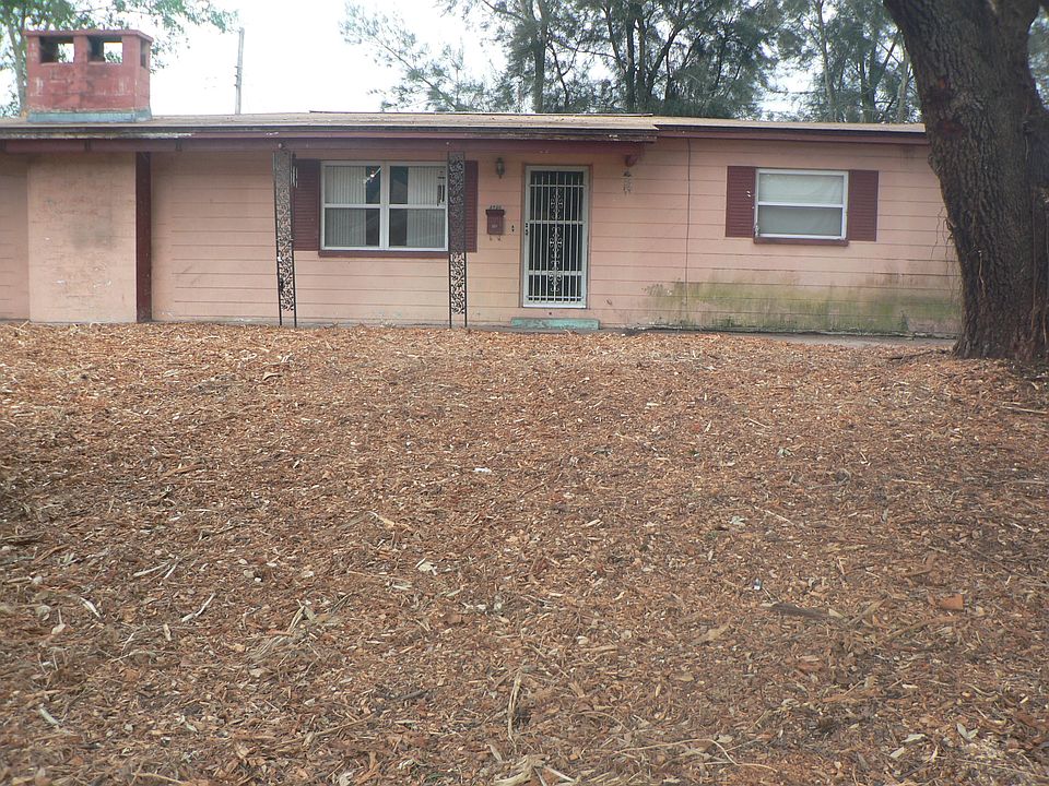 1st image of 4761 81st Ave N