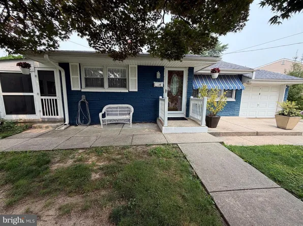 6 S Bell Rd, Bellmawr, NJ 08031