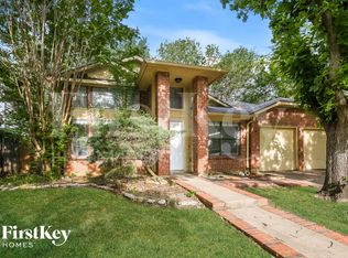 6216 Fairlane Dr, Arlington, TX 76001