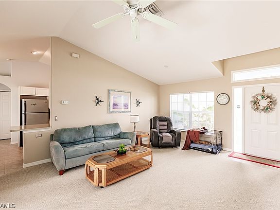 2nd image of 3451 NE 10th Ave