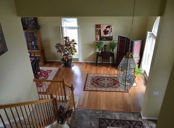 5th image of 16423 Coventry Ln