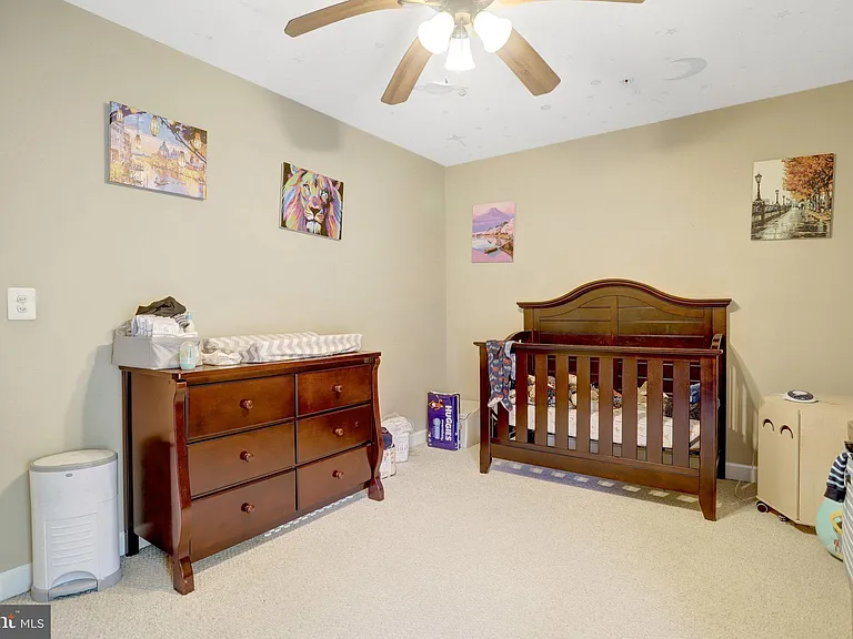 5228 Harold Secord St — Photo 32