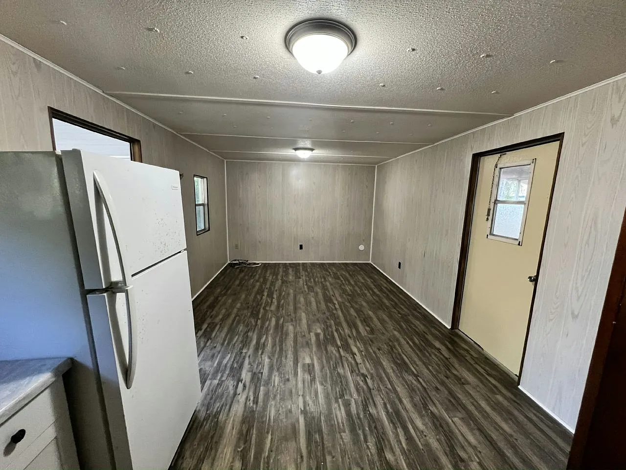1 bed, 1.0 bath, $800 — Photo 4
