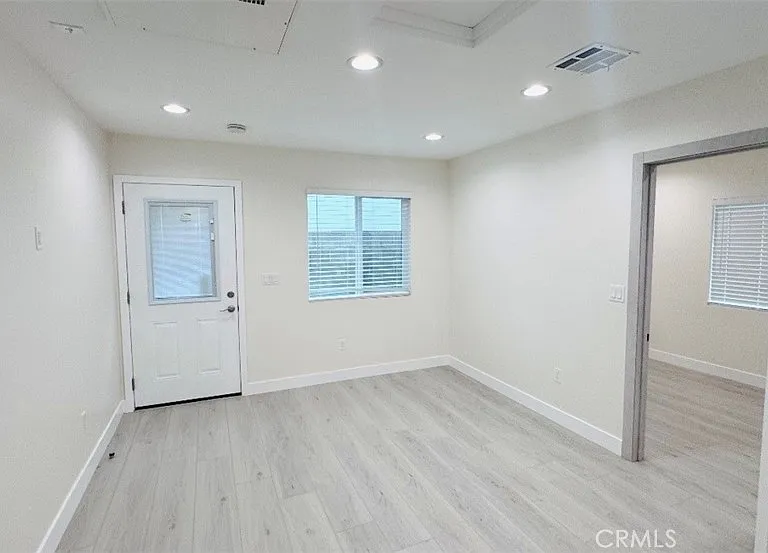 11022 Louise Ave — Photo 3