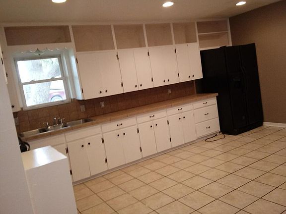 Kitchen wooden cabinets