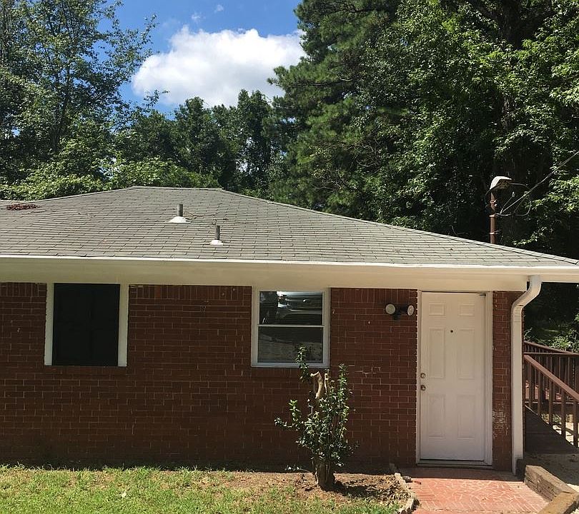 1st image of 108 S Woodland Dr #2