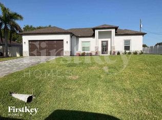 1620 NE 7th Pl, Cape Coral, FL 33909