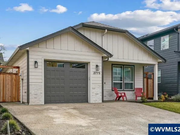 2773 Basalt Ct NE, Salem, OR 97301