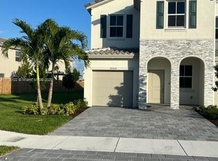 2608 SE 11th St, Homestead, FL 33035