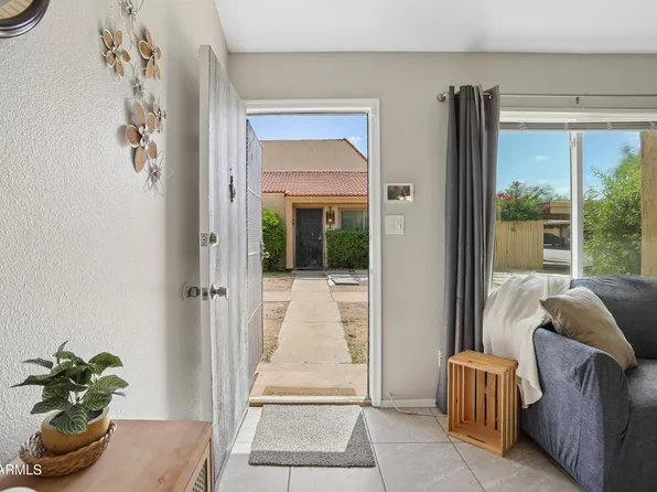4848 W ROSE Lane, Glendale, AZ 85301