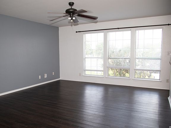 2nd image of 1603 Mira Vista