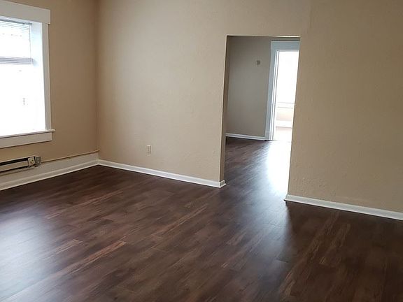 3rd image of 2301 W Pacific Ave APT 412