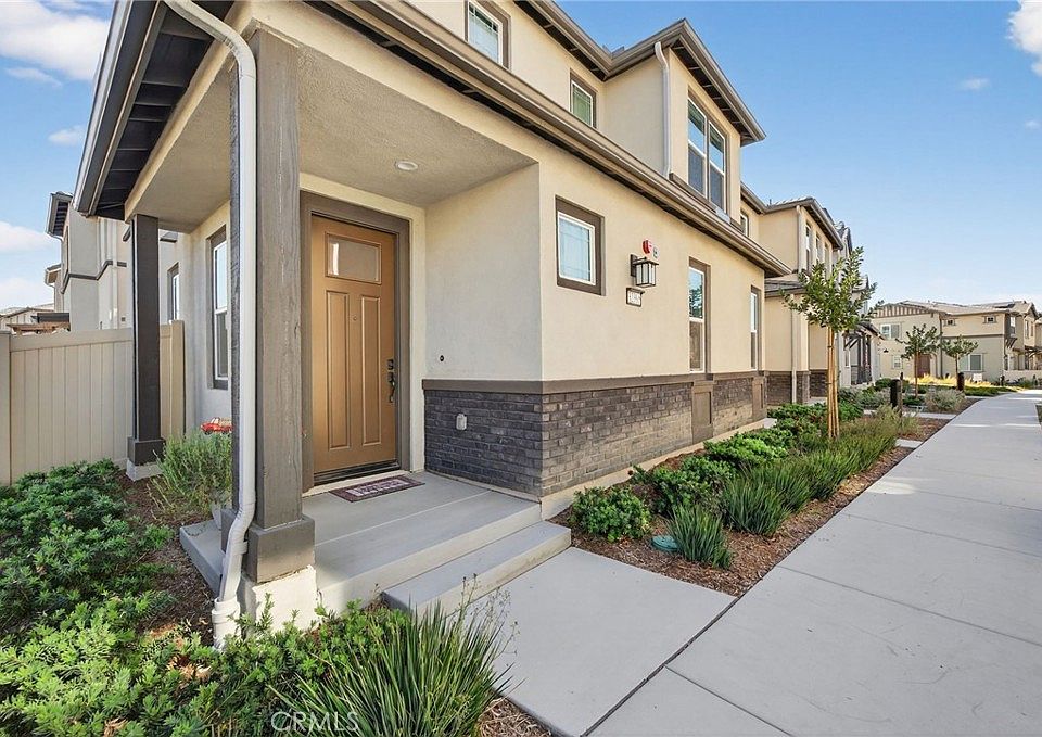 1st image of 32395 Brunello Way
