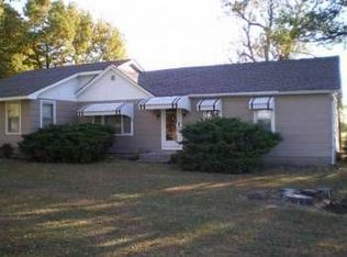 23300 N 4th St, Osage City, KS 66523
