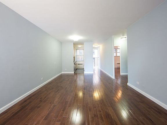 3rd image of 100 W 94th St APT 7F