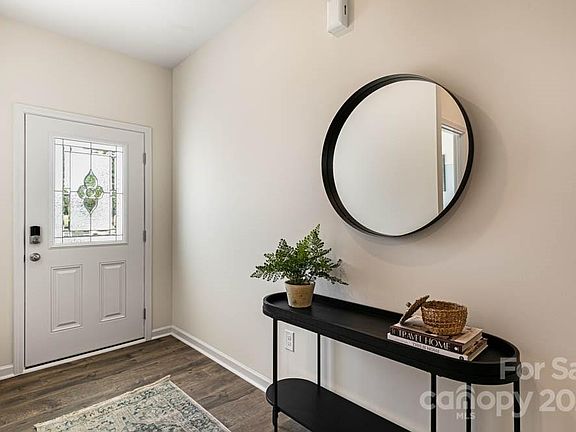 2nd image of 3130 Winged Elm St