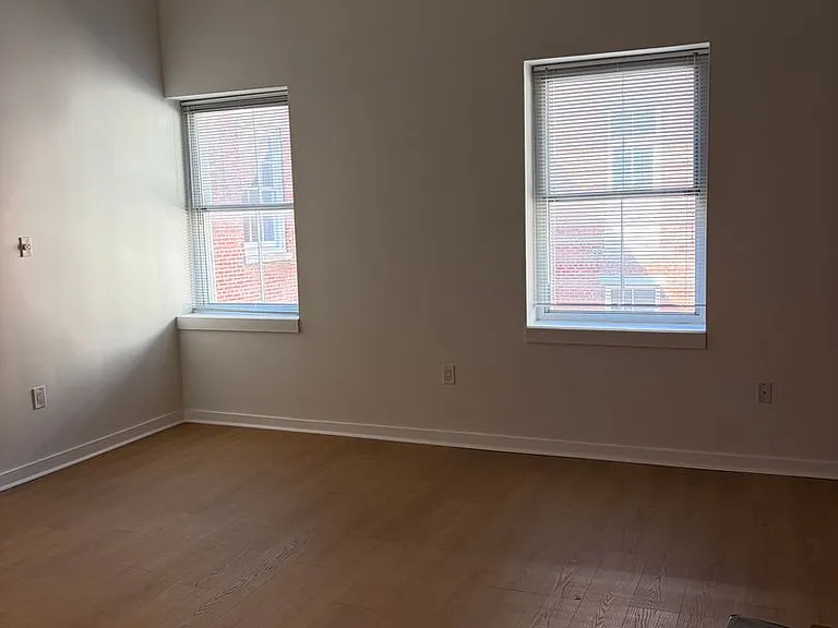 24-30 S Bank St #410 — Photo 7