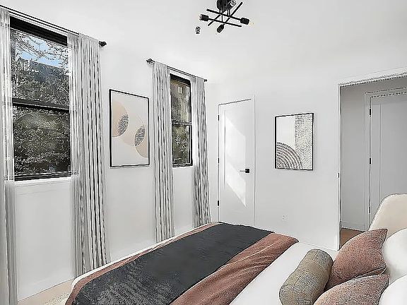 3rd image of 153 Rivington St #4