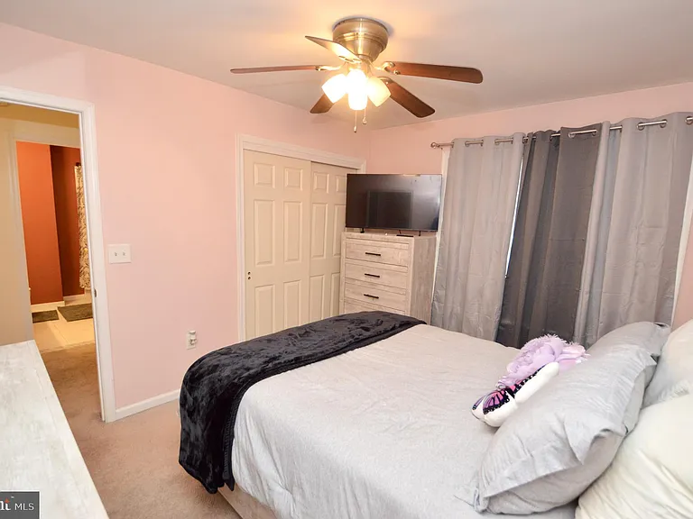 11 Wordsworth Ct — Photo 9