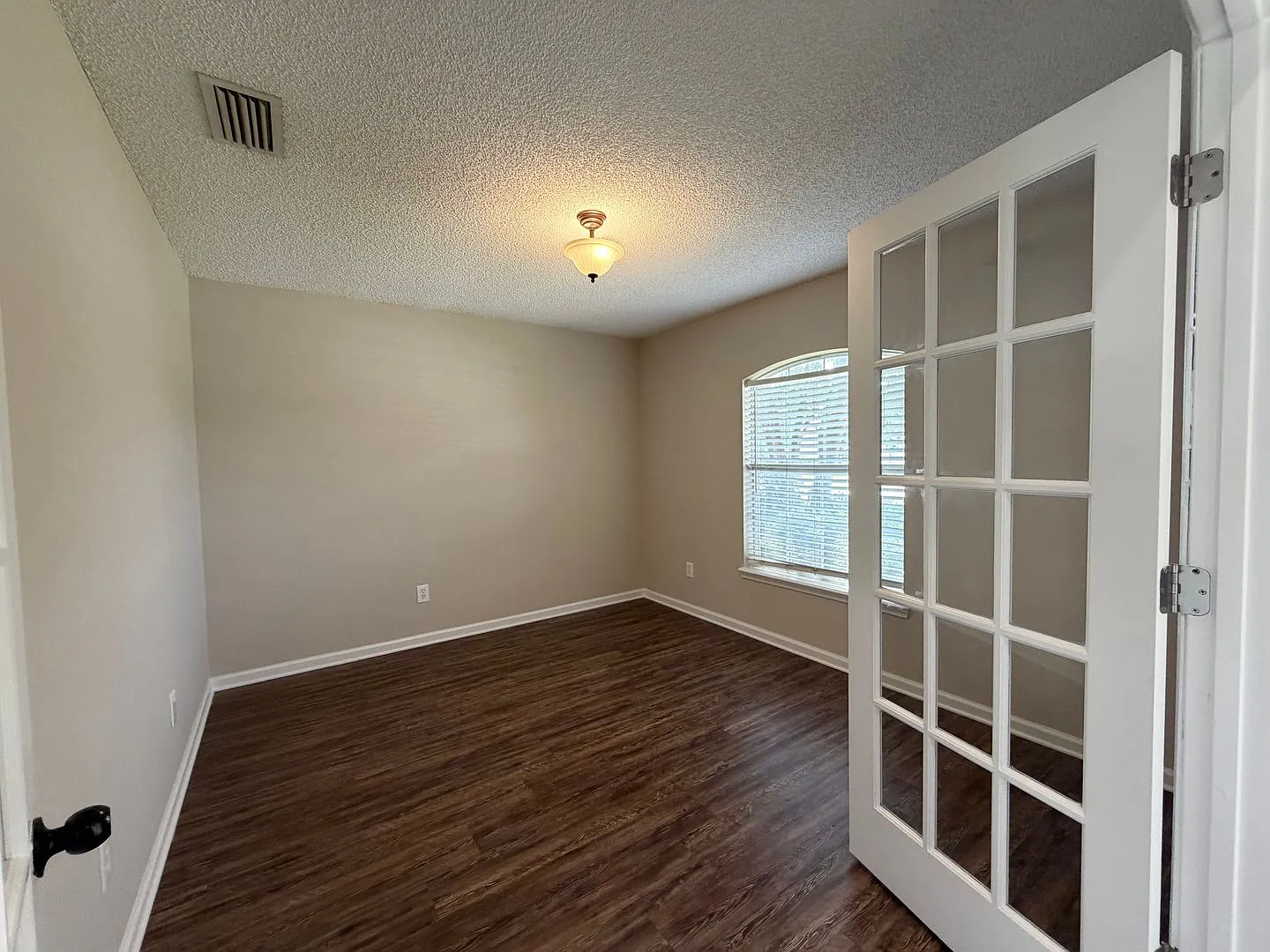 Westside Renovated Home — Photo 2