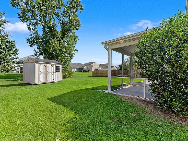 247 Clayburne Dr — Photo 26