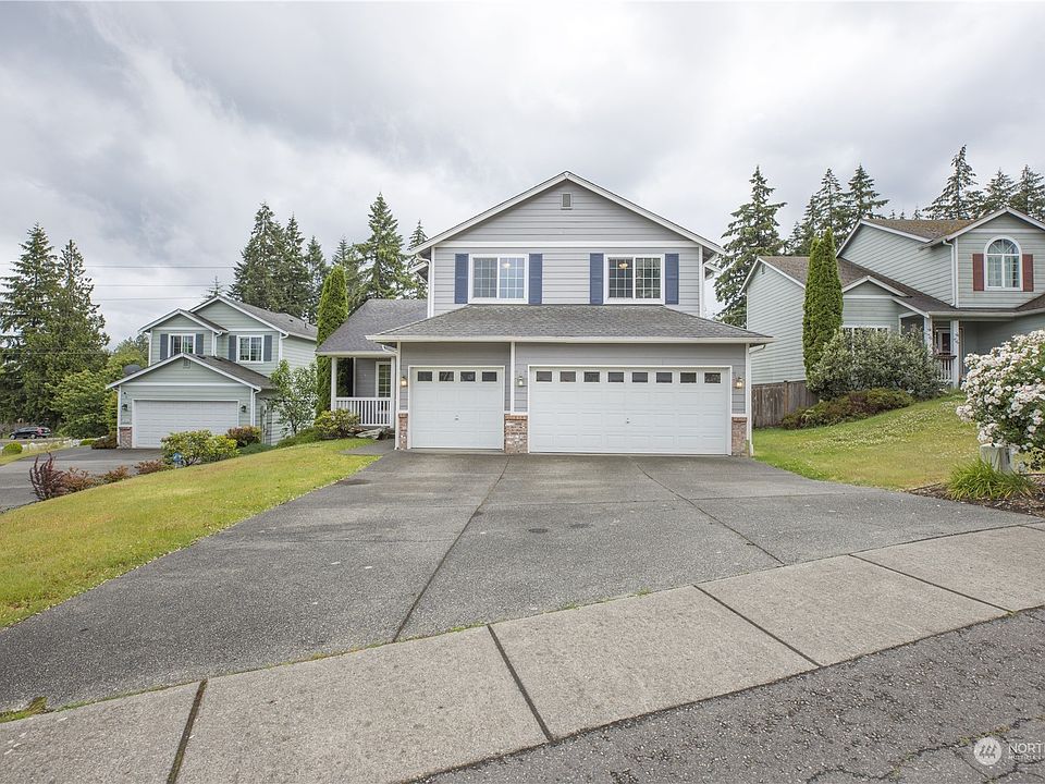 1st image of 2884 Copper Creek Drive SE