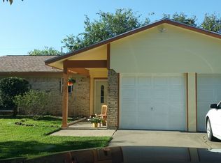 220 Cunningham Ave, Crowley, TX 76036