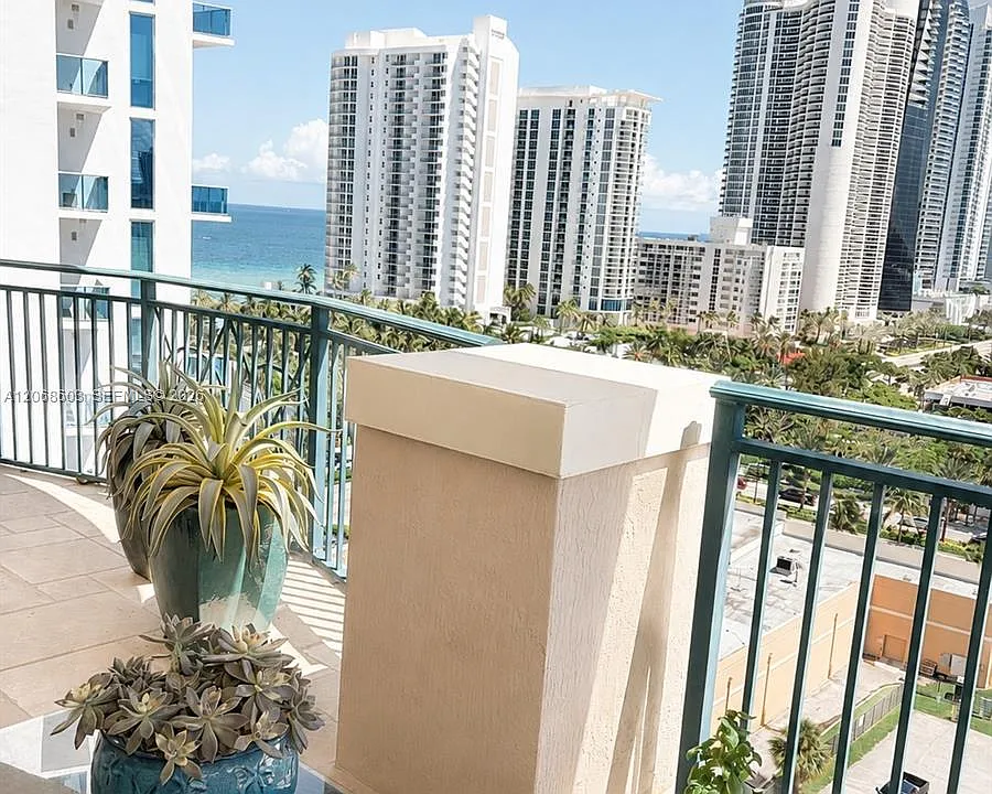 17555 SW Atlantic Blvd #Penthouse 2