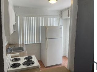36 SW 14th St APT 2, Dania Beach, FL 33004