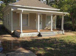 827 S 5th St, Salina, KS 67401