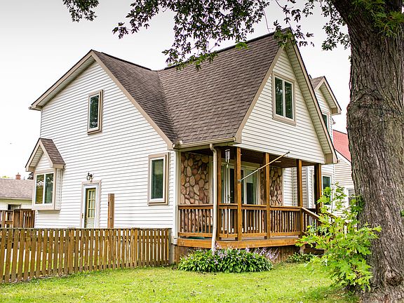 2nd image of 6809 Cardwell St