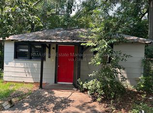 125 E Chappell St #B, Griffin, GA 30223