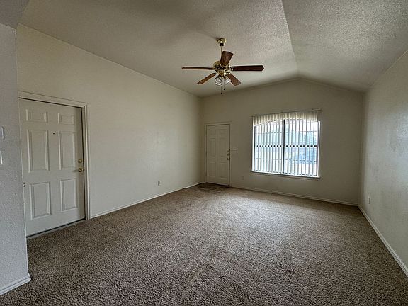 3rd image of 5005 John David Dr APT A