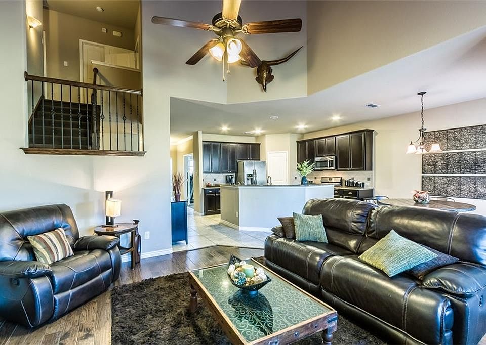 1st image of 5900 Tawakoni Dr