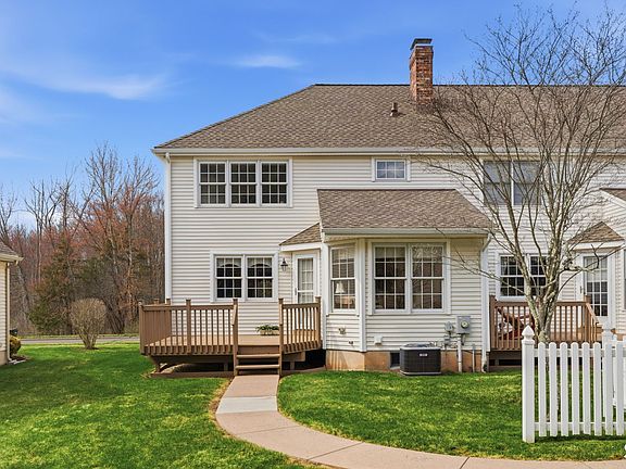 2nd image of 42 Dunham Street #42