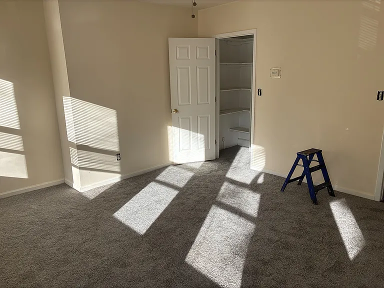 930 Palmer Ave #1 — Photo 15