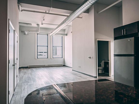 4th image of 75 S 26th St #402
