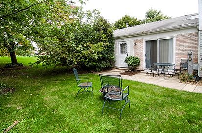 1st image of 121 Foxhill Ct Unit B