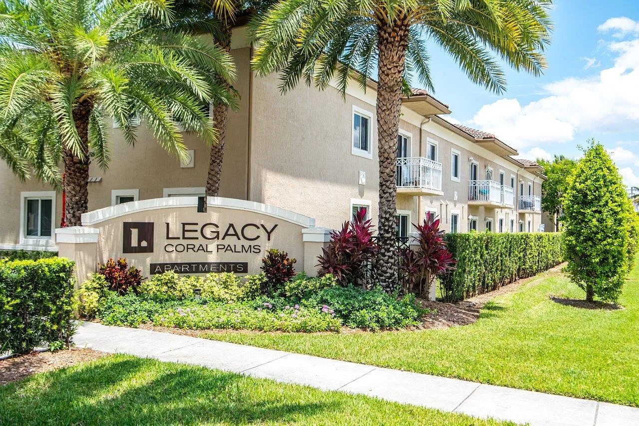 Legacy Coral Palms — Photo 1