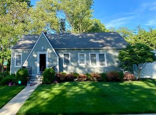 15 Bryant St, Hartsdale, NY 10530