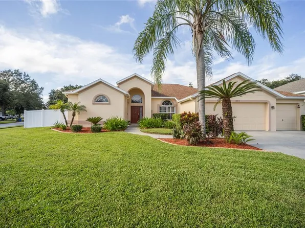 4709 Red Warbler Ln, Valrico, FL 33596