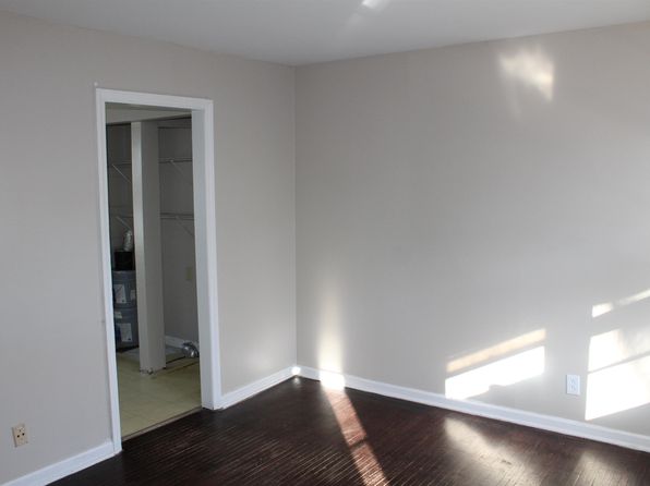 wichita-kansas-446684772 picture