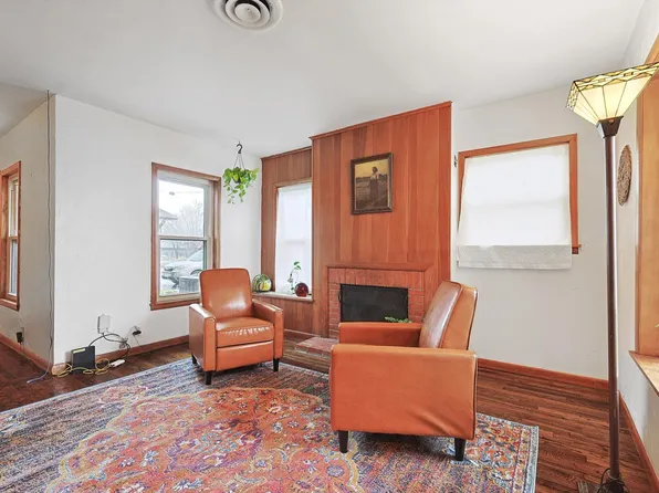 2319 Fowler Dr, Denton, TX 76209