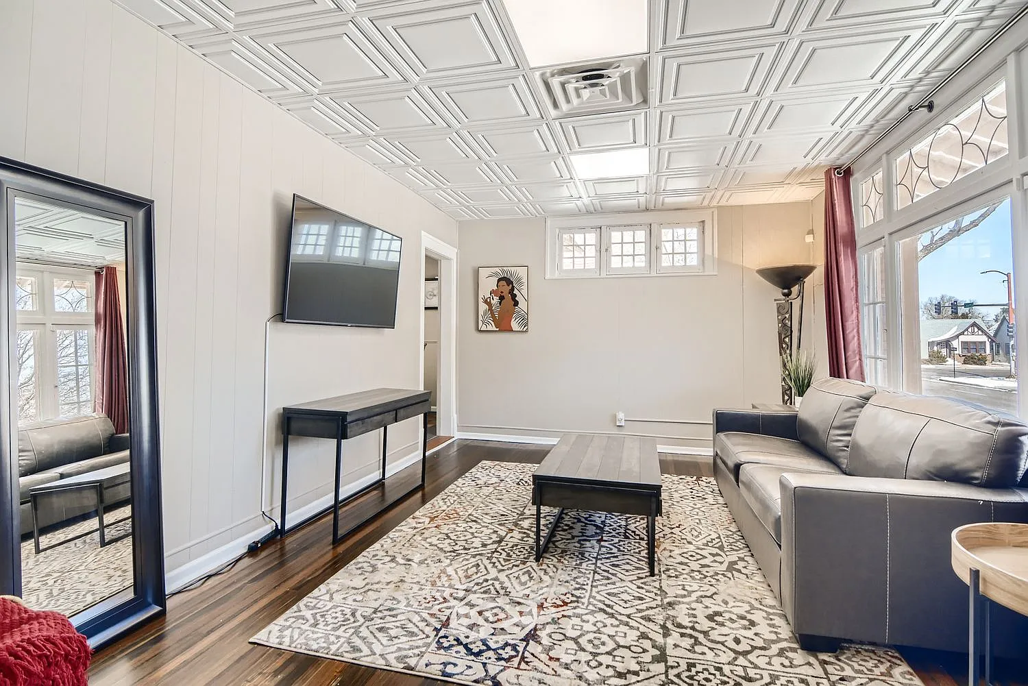 2 bed, 2491 sqft, $2,300 — Photo 3